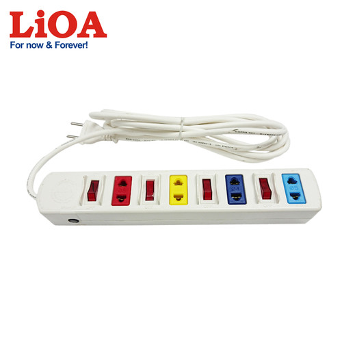 Ổ cắm kéo dài phổ thông 4 ổ cắm LiOA 4SOF5W - 4SOF5W